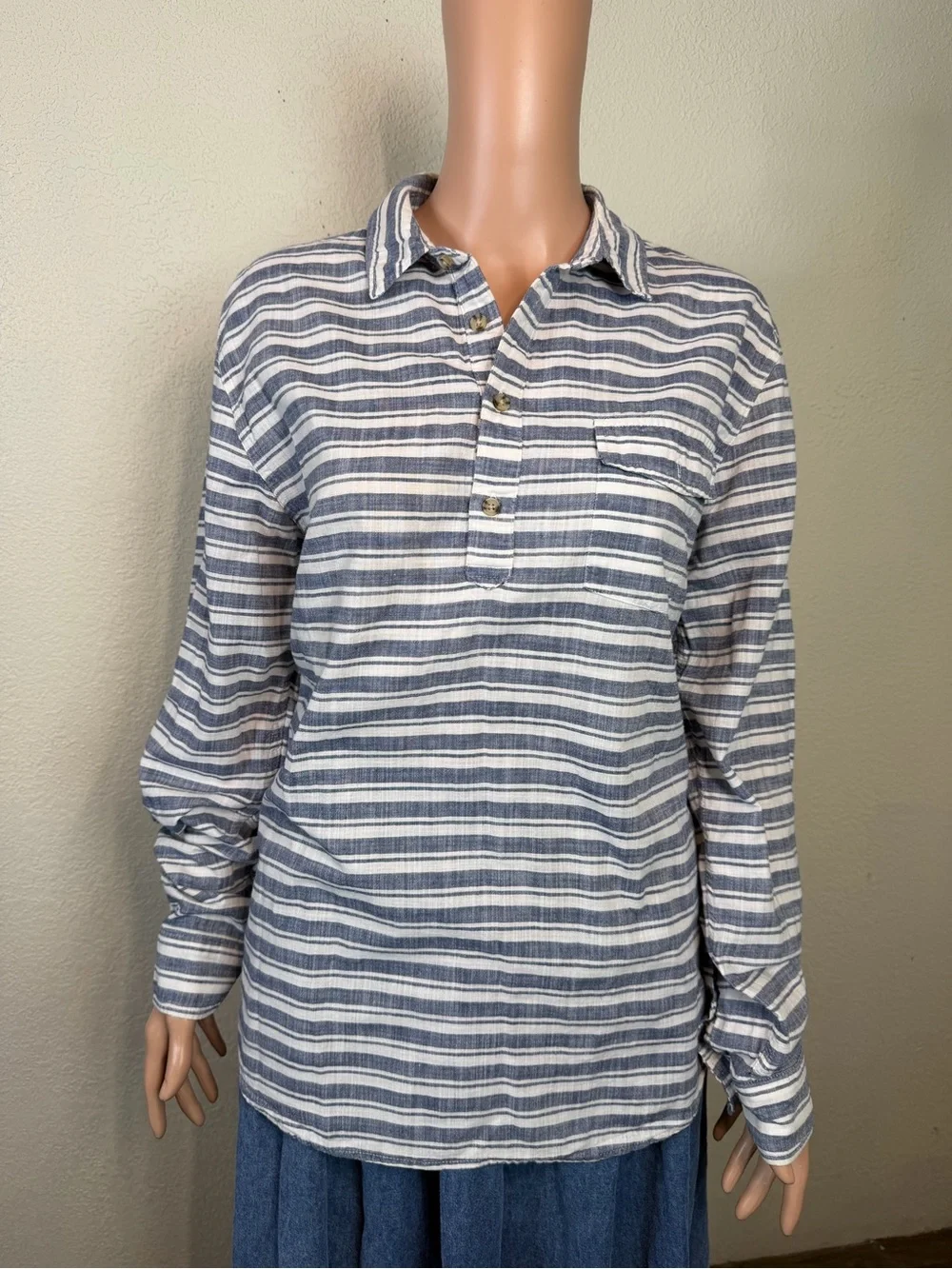 Marine Layer Size Large Blue White Stripe Pullover Collared Shirt Women 100%cott - Picture 3 of 14